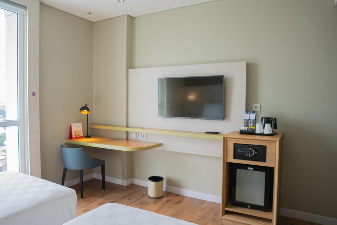 Swiss-Belinn Saripetojo Solo Eksteriør billede